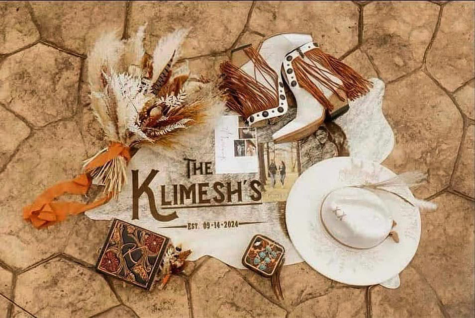 GET BRANDED PHOTO COWHIDE