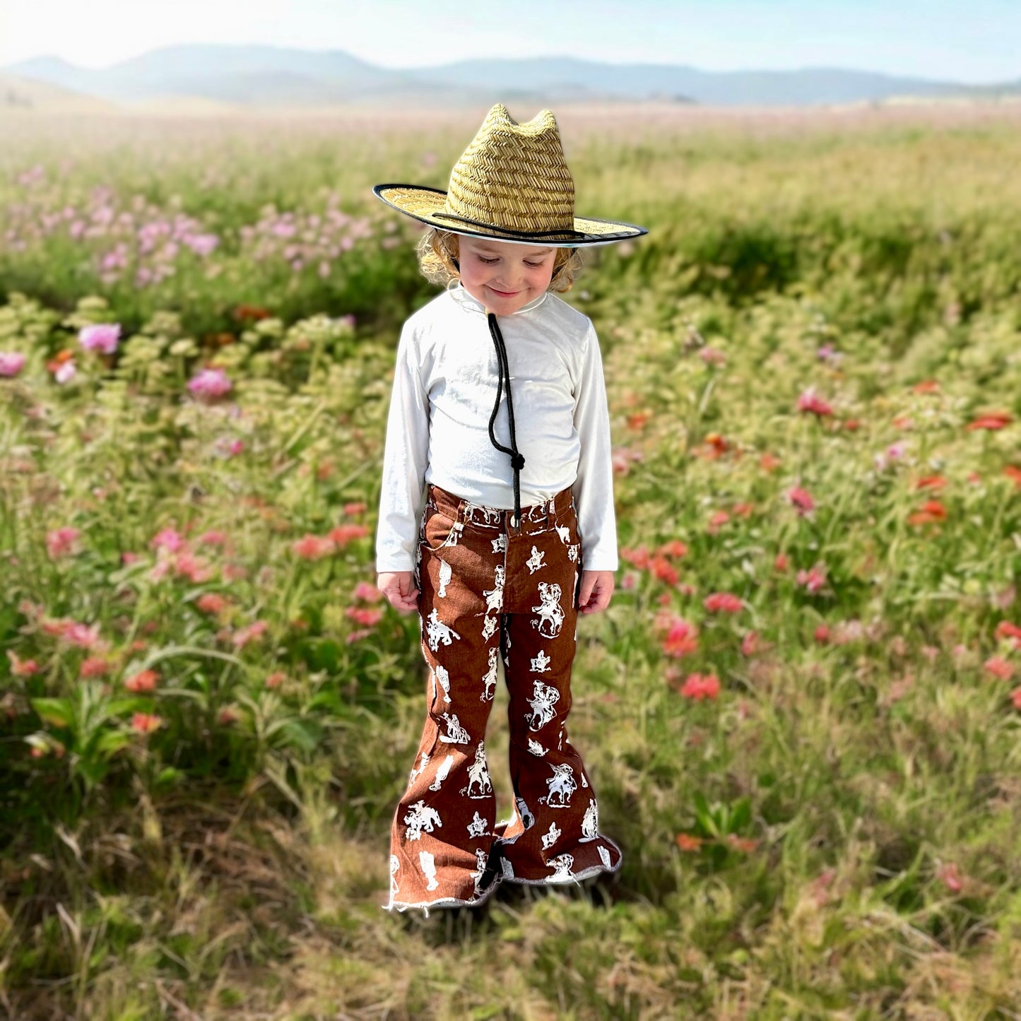 YOUTH SIZE STRAW HATS CUSTOMIZED WITH PATCH